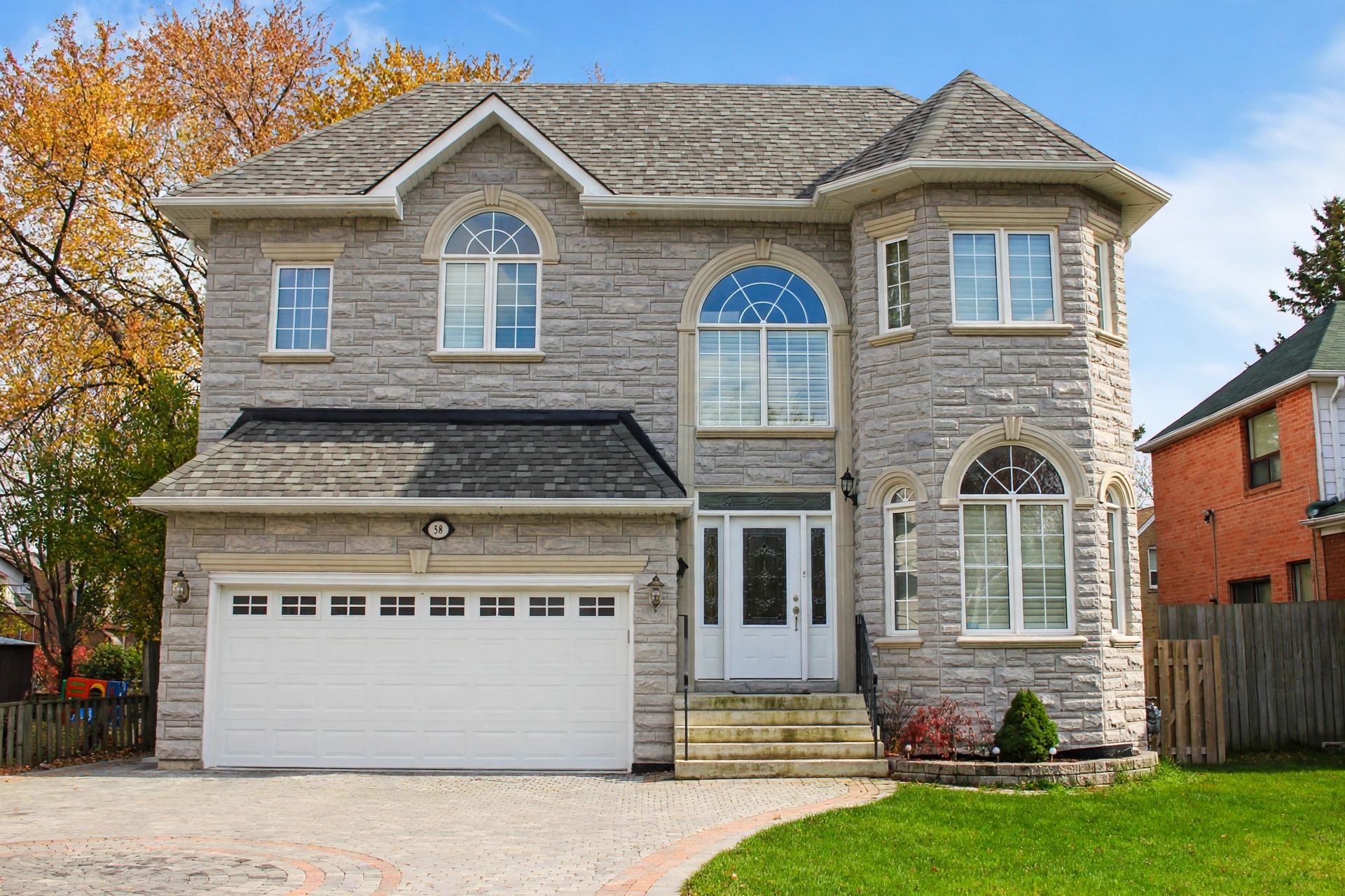 59 Hendon Ave, North York
